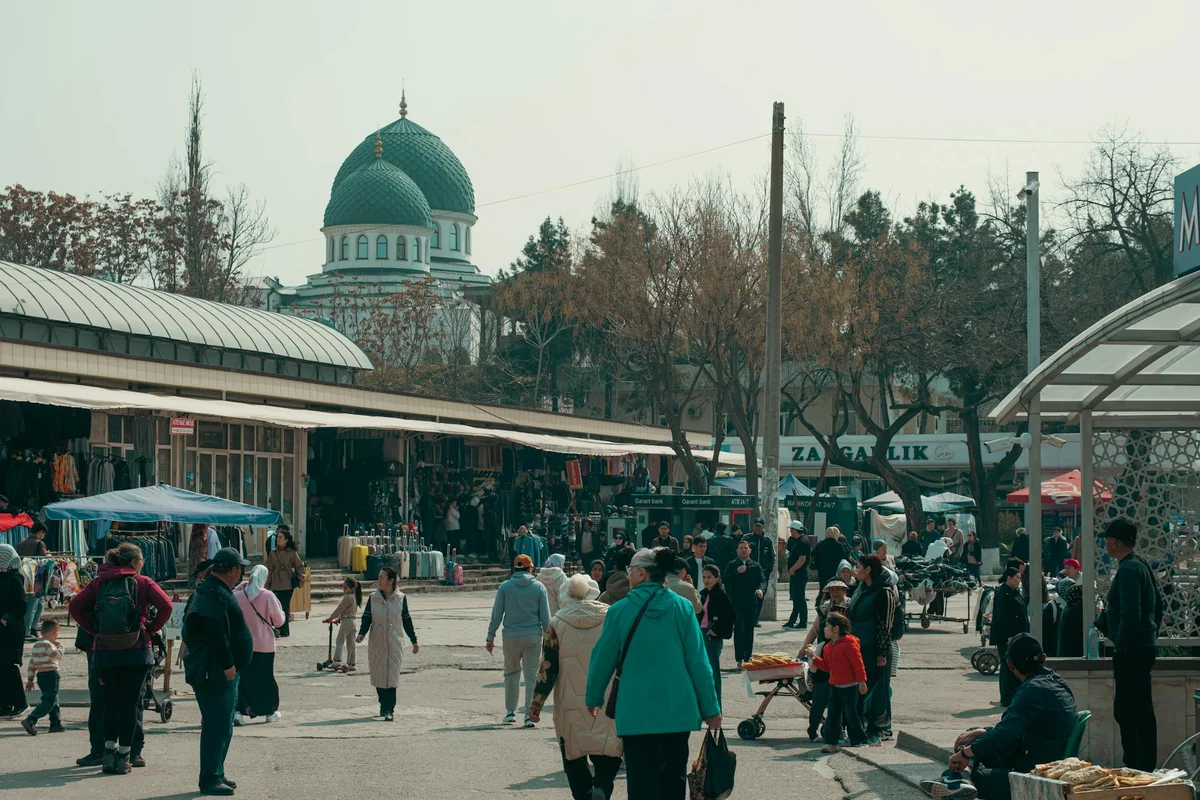 Siyob Bazaar feature