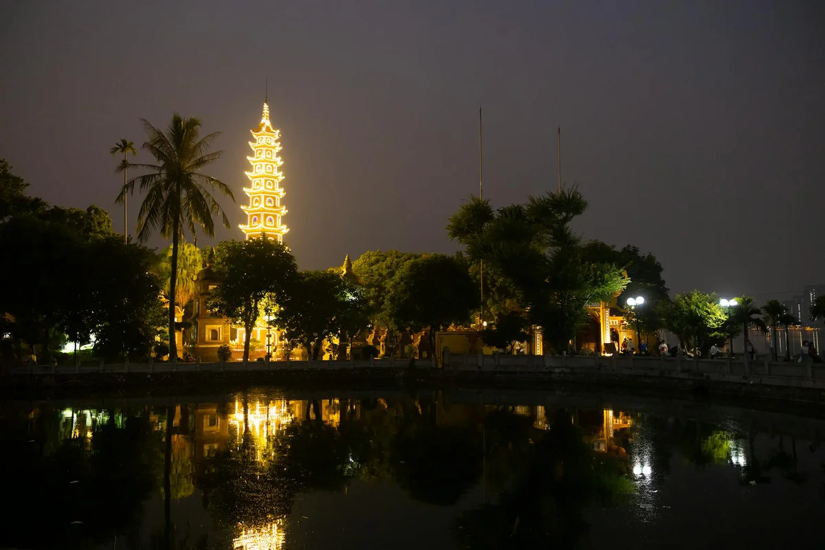 Thien Mu Pagoda feature
