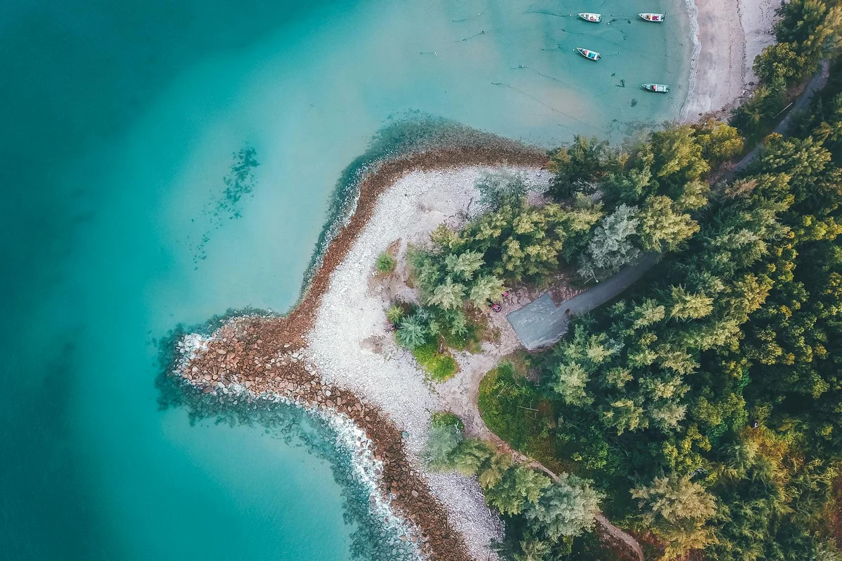 Hon Mun Island feature