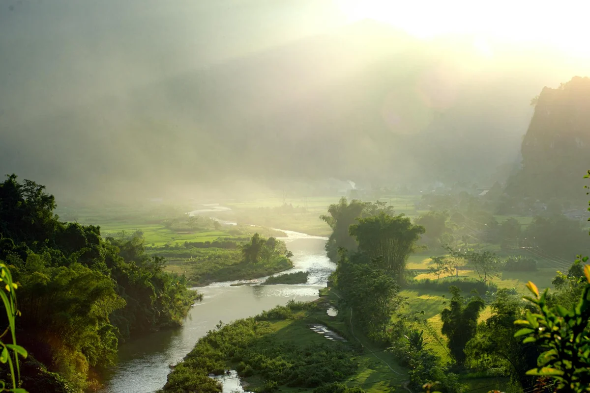 Cua Can River view 1