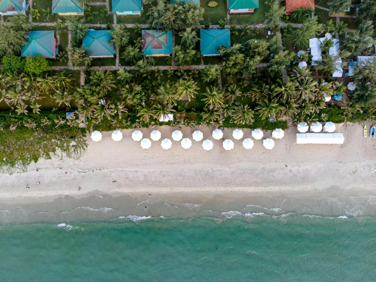 Sao Beach feature