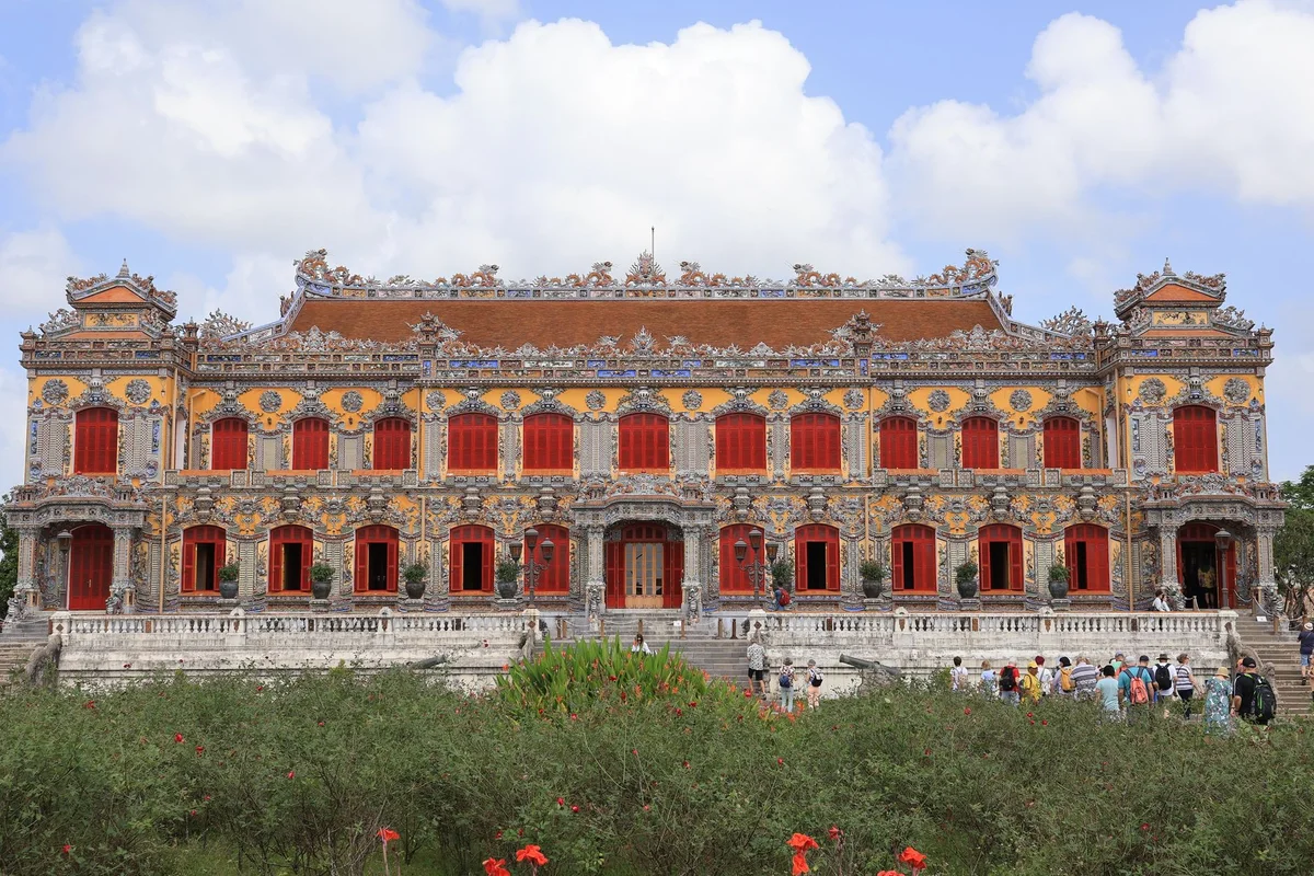 An Dinh Palace feature