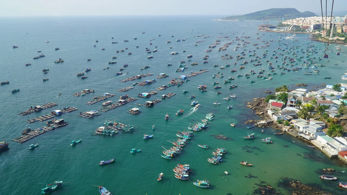An Thoi Harbor view 2