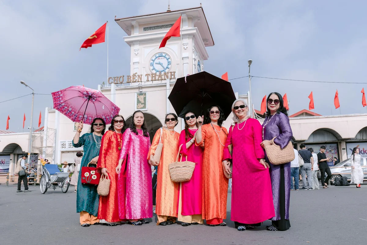 Ben Thanh Market feature