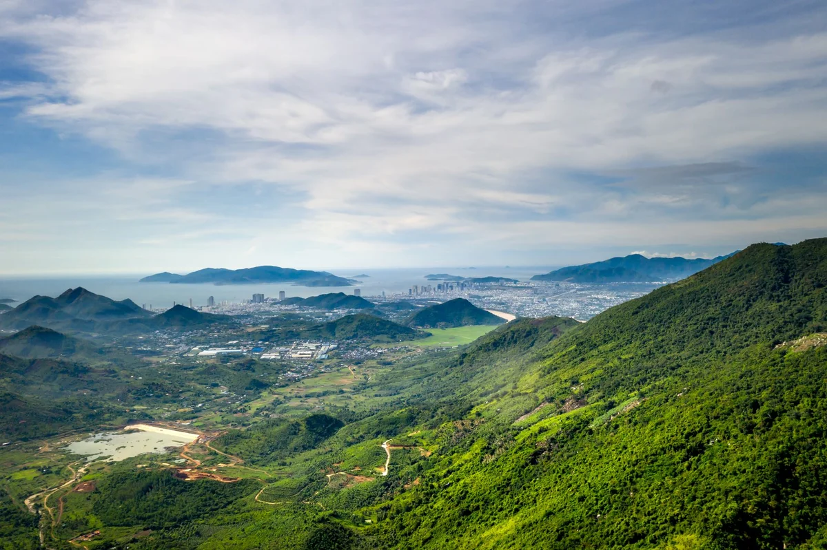 Linh Ung Pagoda Son Tra view 1