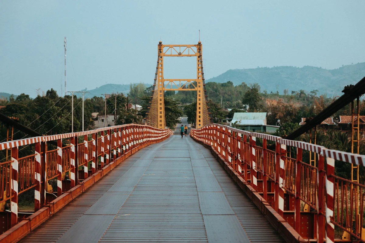 Mong Bridge feature