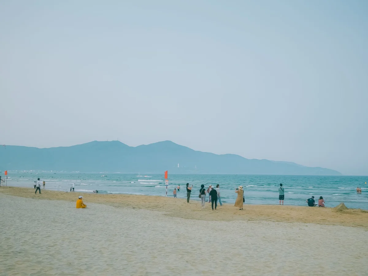 Non Nuoc Beach view 1