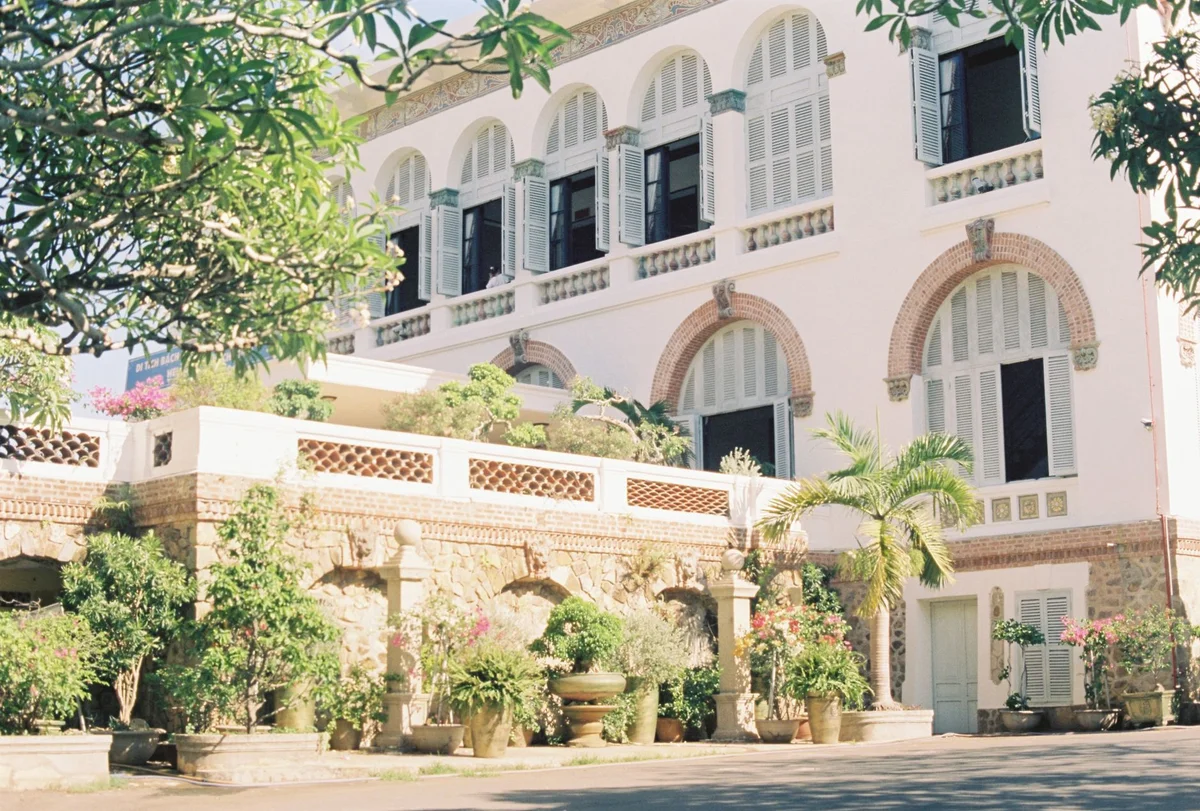 Phung Hung Old House view 2