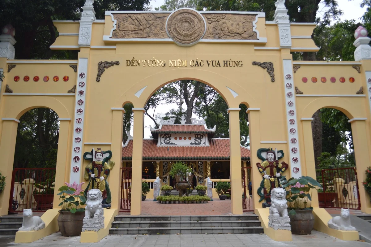Quan Cong Temple view 1