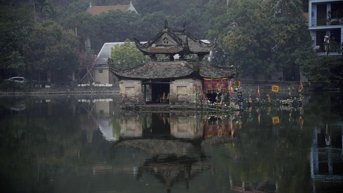 Quan Thanh Temple view 1