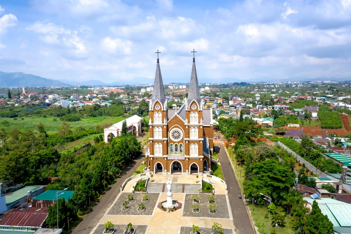 St. Joseph's Cathedral feature