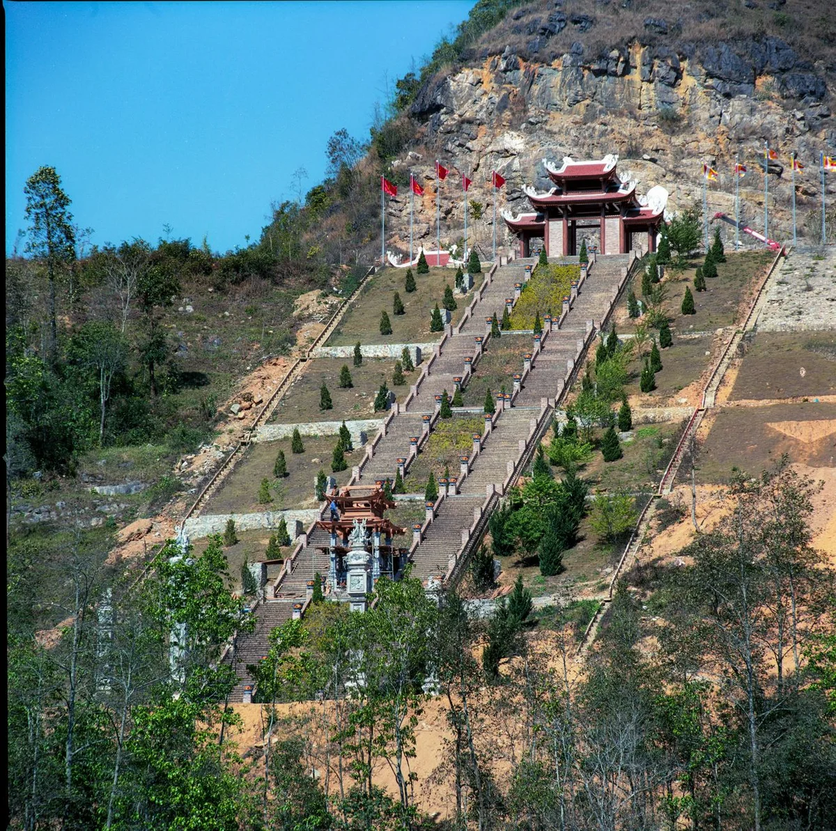 Tomb Of Khai Dinh view 1