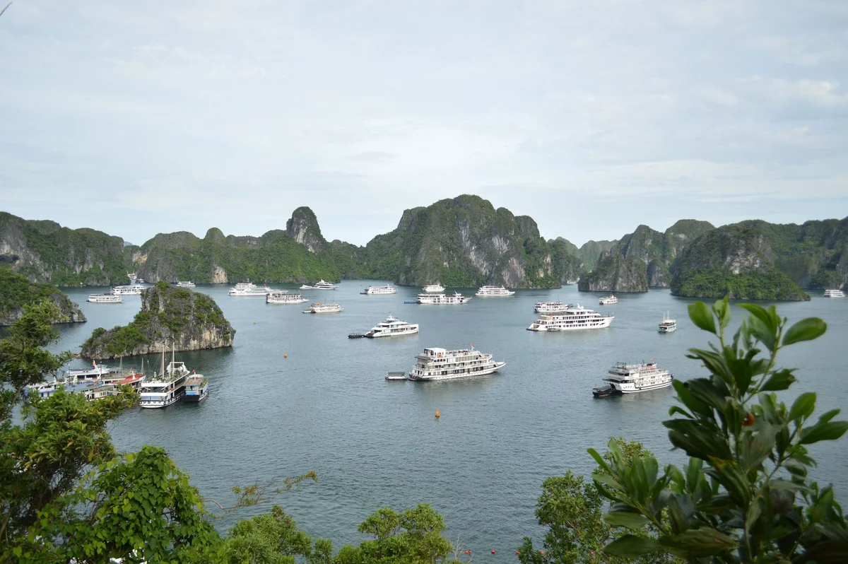 Trong Mai Islet feature
