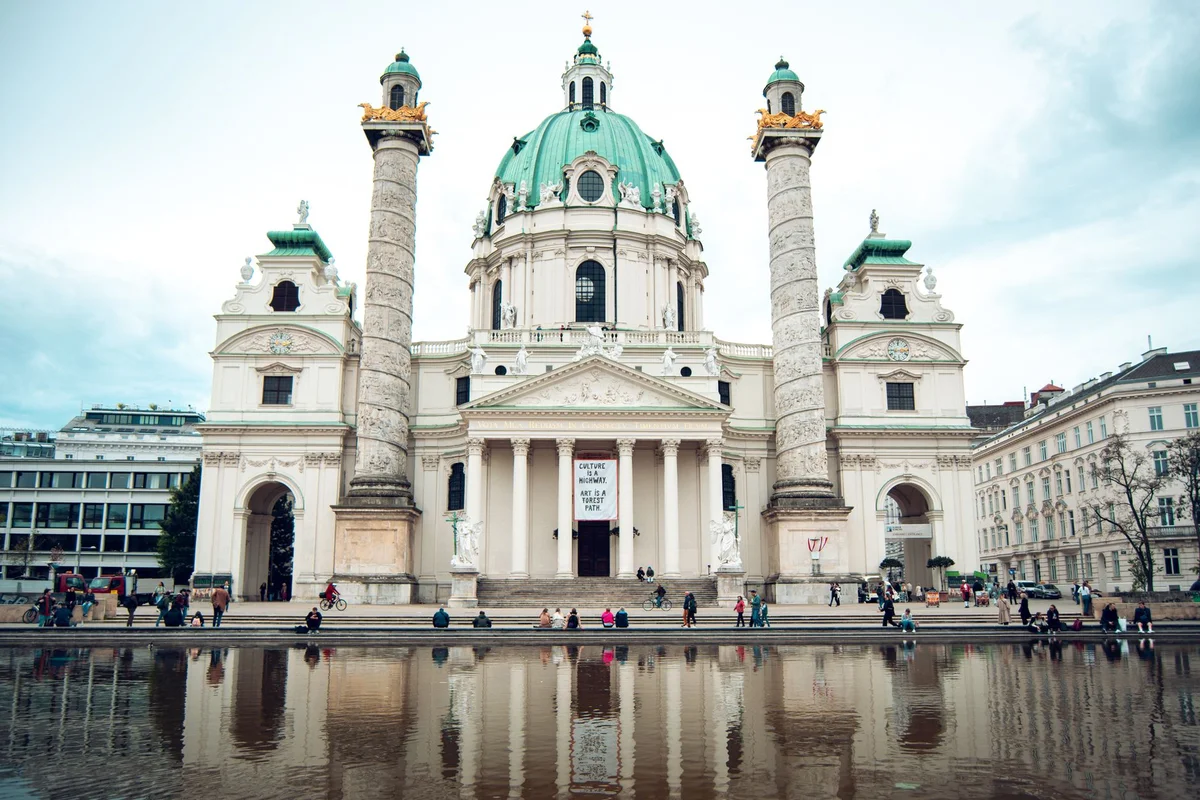 Freihausviertel feature