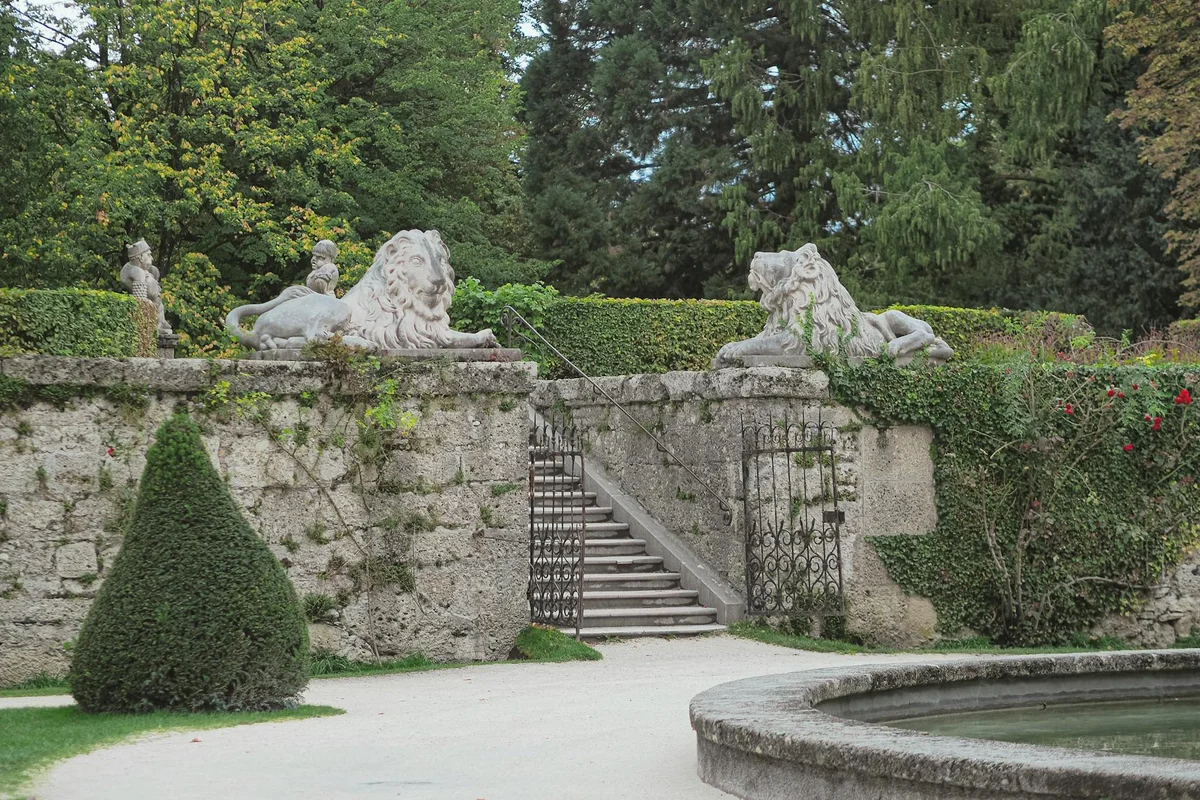 Hellbrunn Palace feature