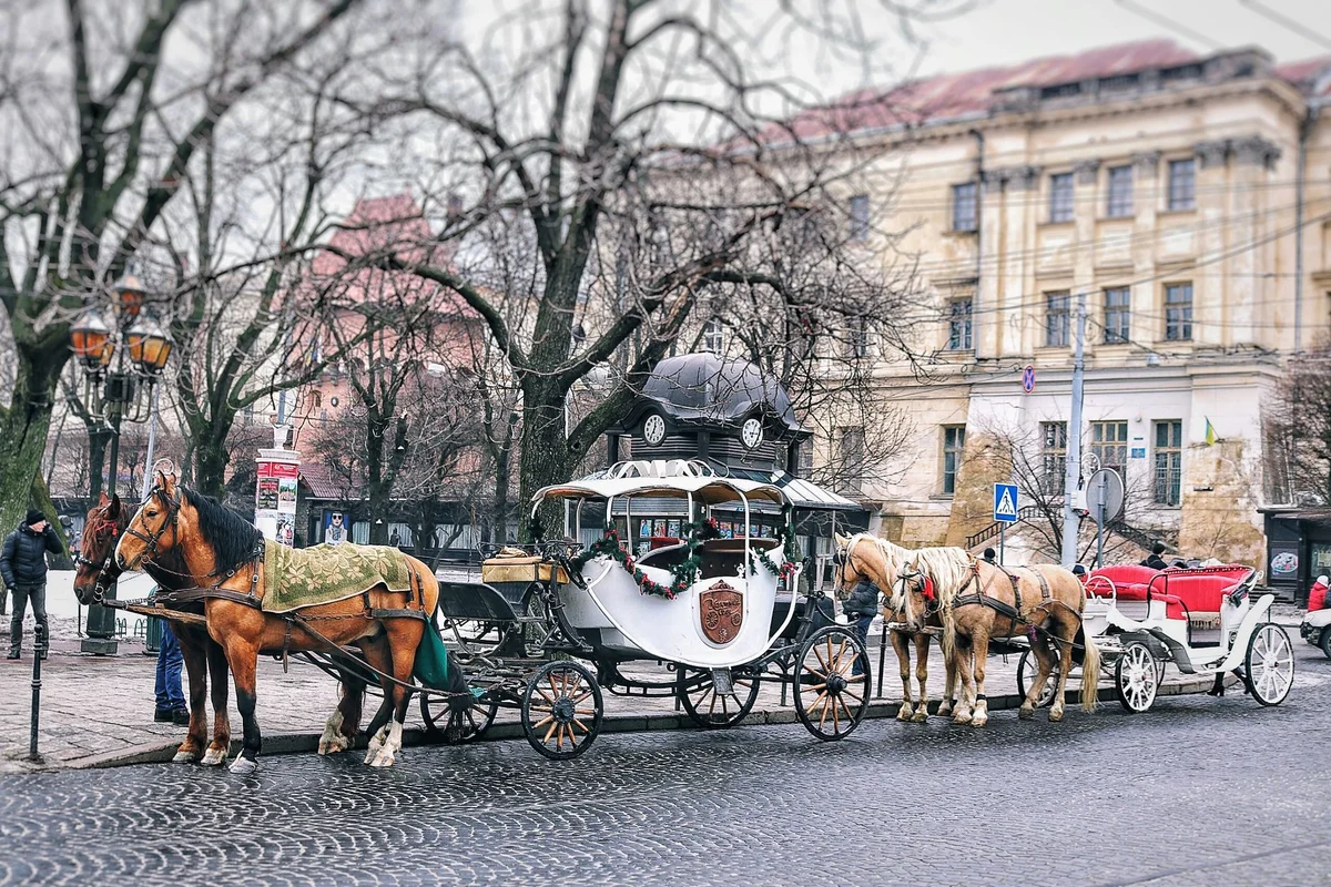 Residenzplatz view 2