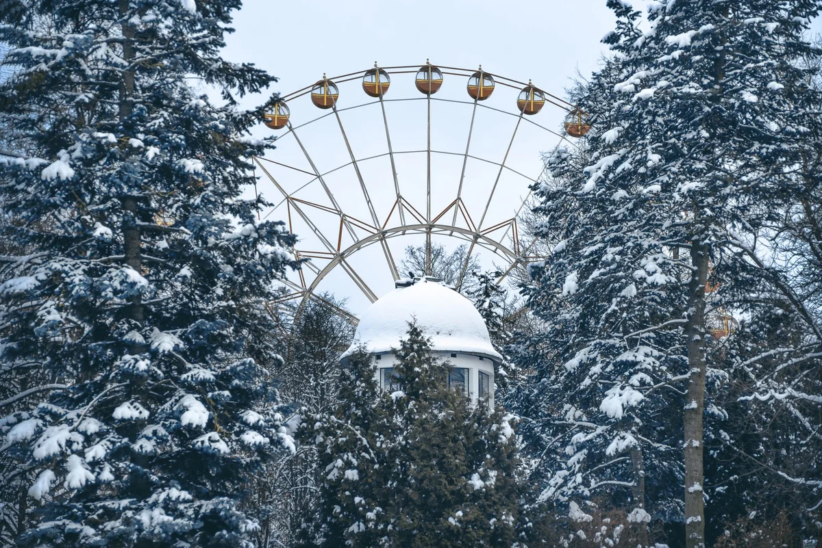 Chelyuskinites Park view 1