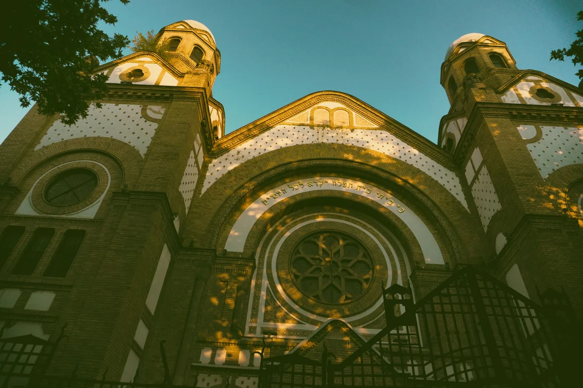 Great Choral Synagogue view 1