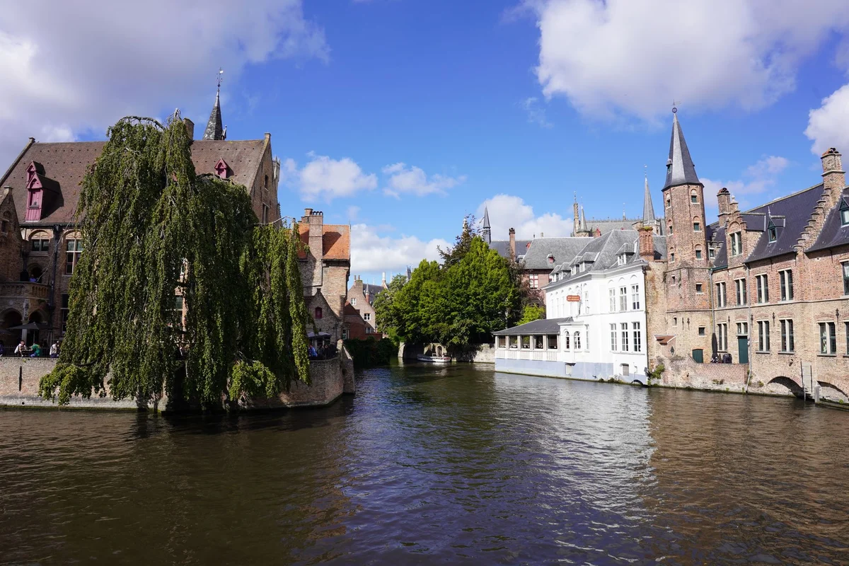 Bonifacius Bridge view 2