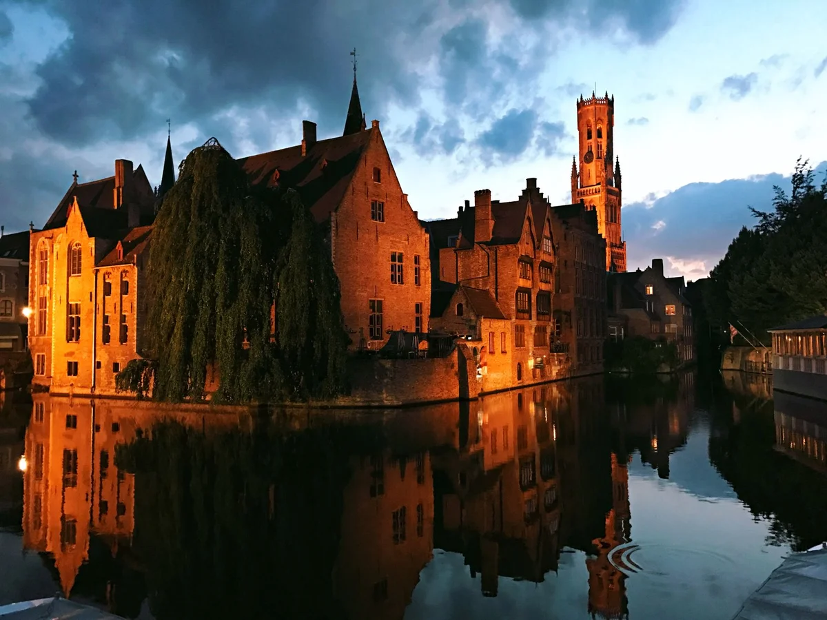 Bruges Canals feature