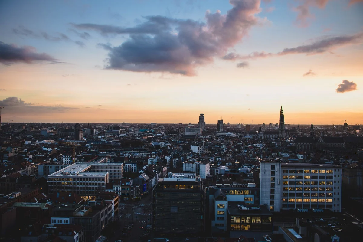 Museum Aan De Stroom feature