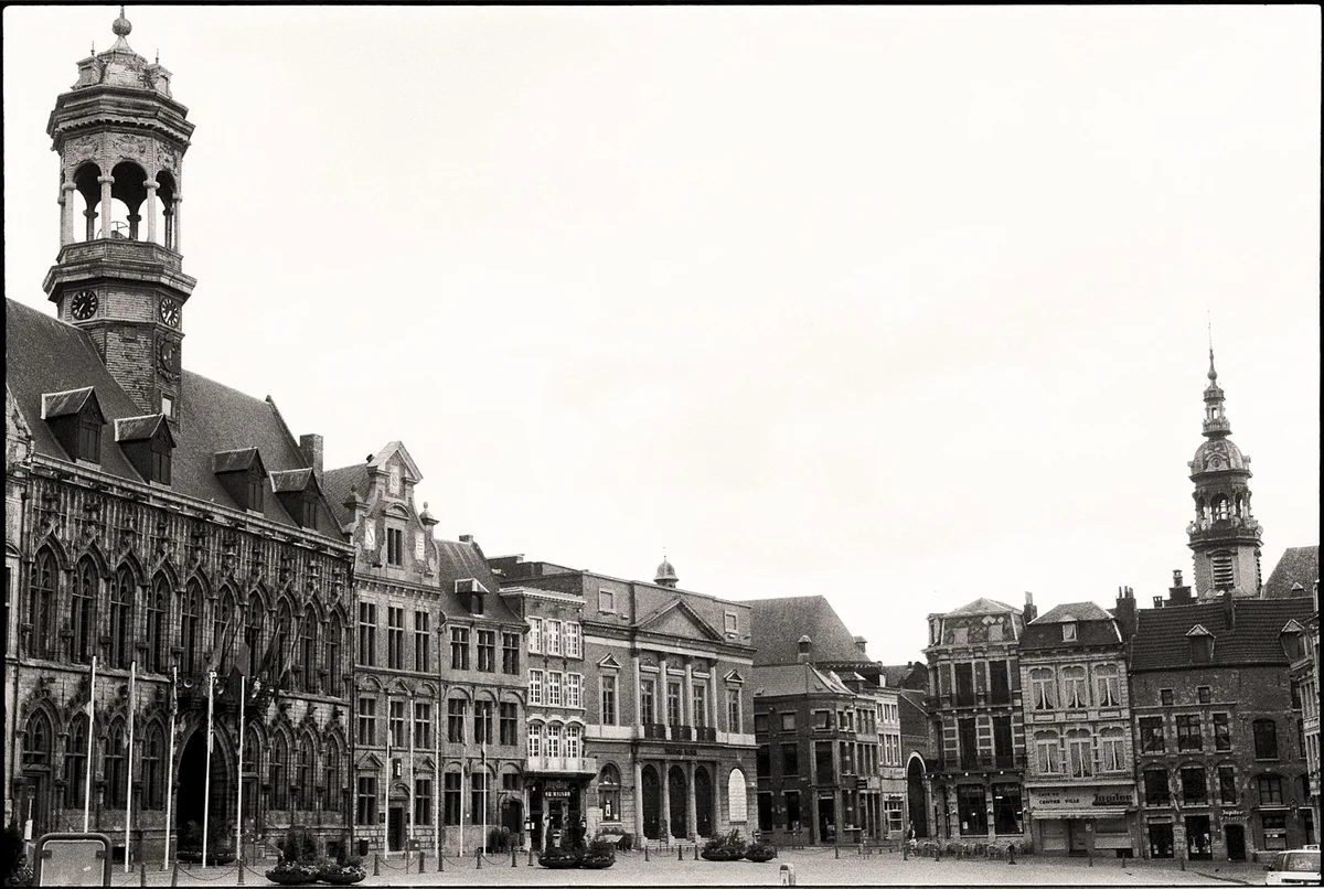 Place Du Grand Sablon view 1