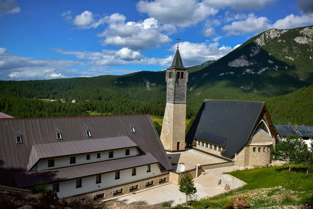 Tvrdos Monastery Cellars feature