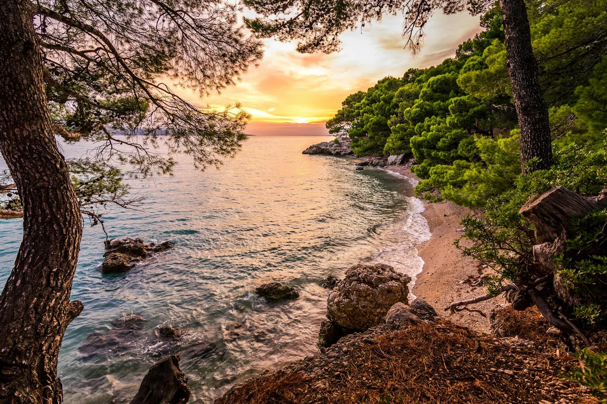 Pokonji Dol Beach view 2