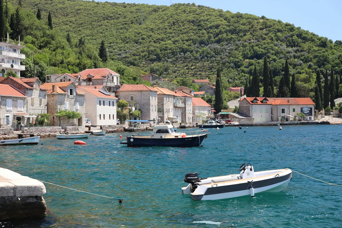 Pomena Village view 1