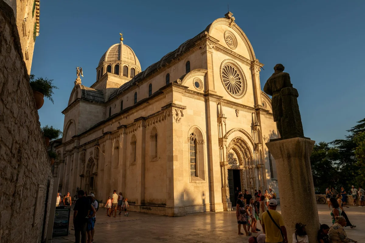 Cathedral of St. James feature