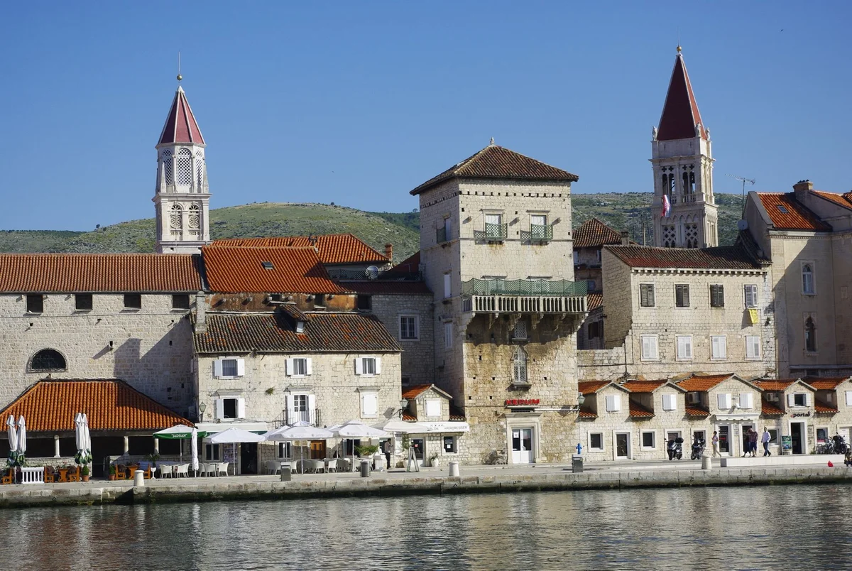 Cathedral of Saint Lawrence view 2