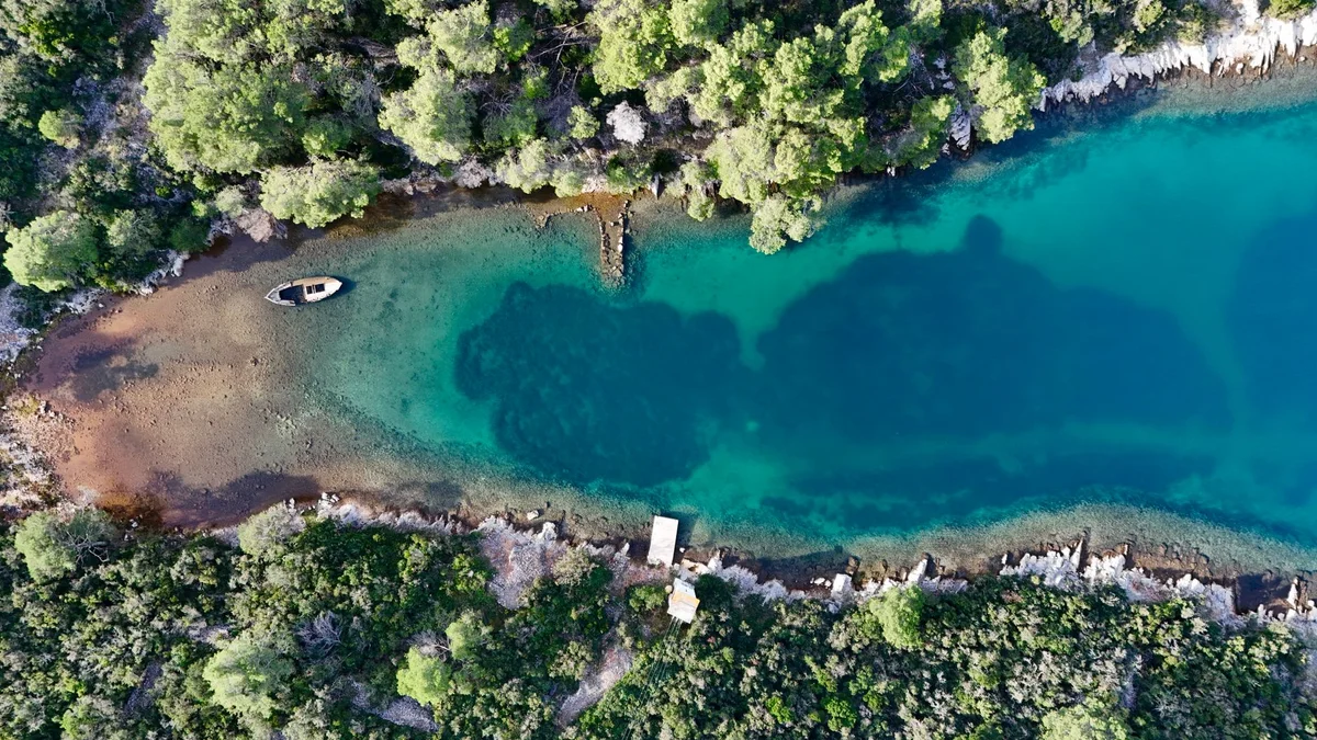 Malo Jezero feature