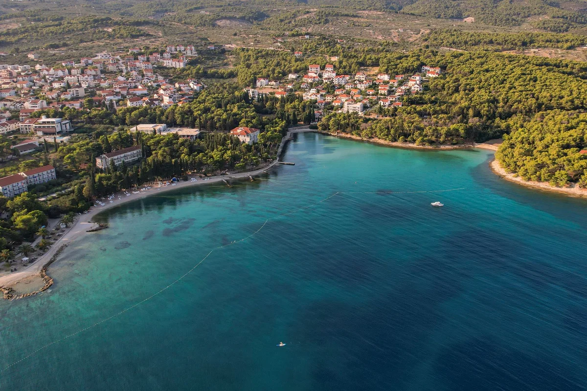 Okrug Gornji Beach view 2
