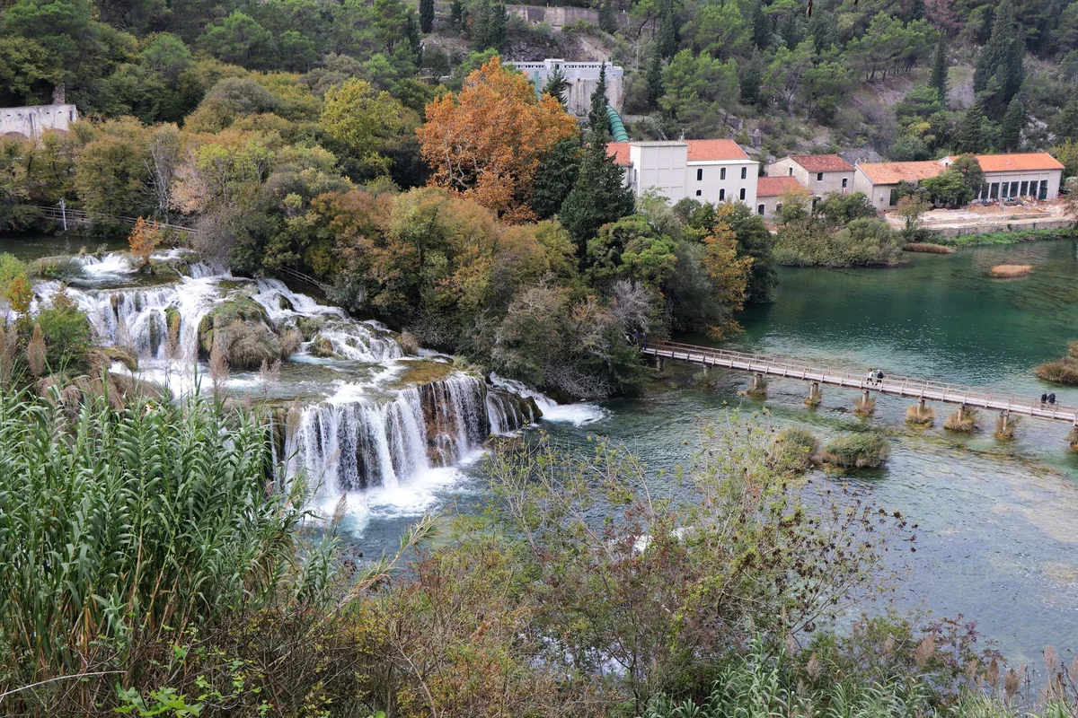 Roški Slap view 1