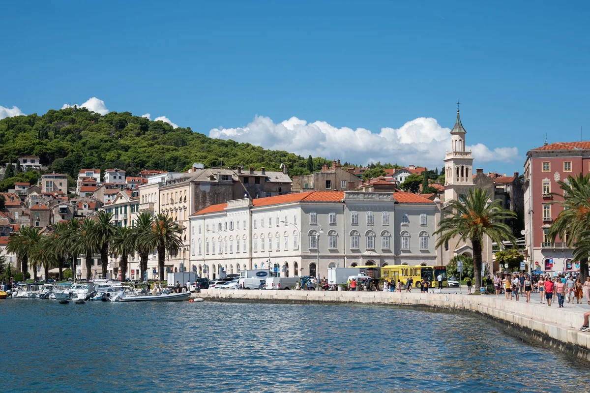 Split Riva view 1