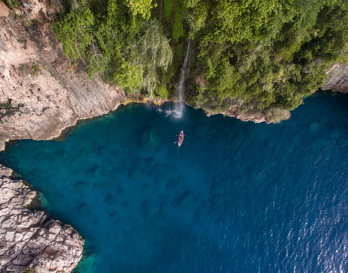 Stiniva Cove feature