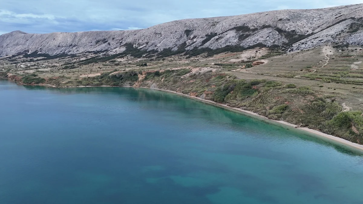 Vela Pržina Beach feature
