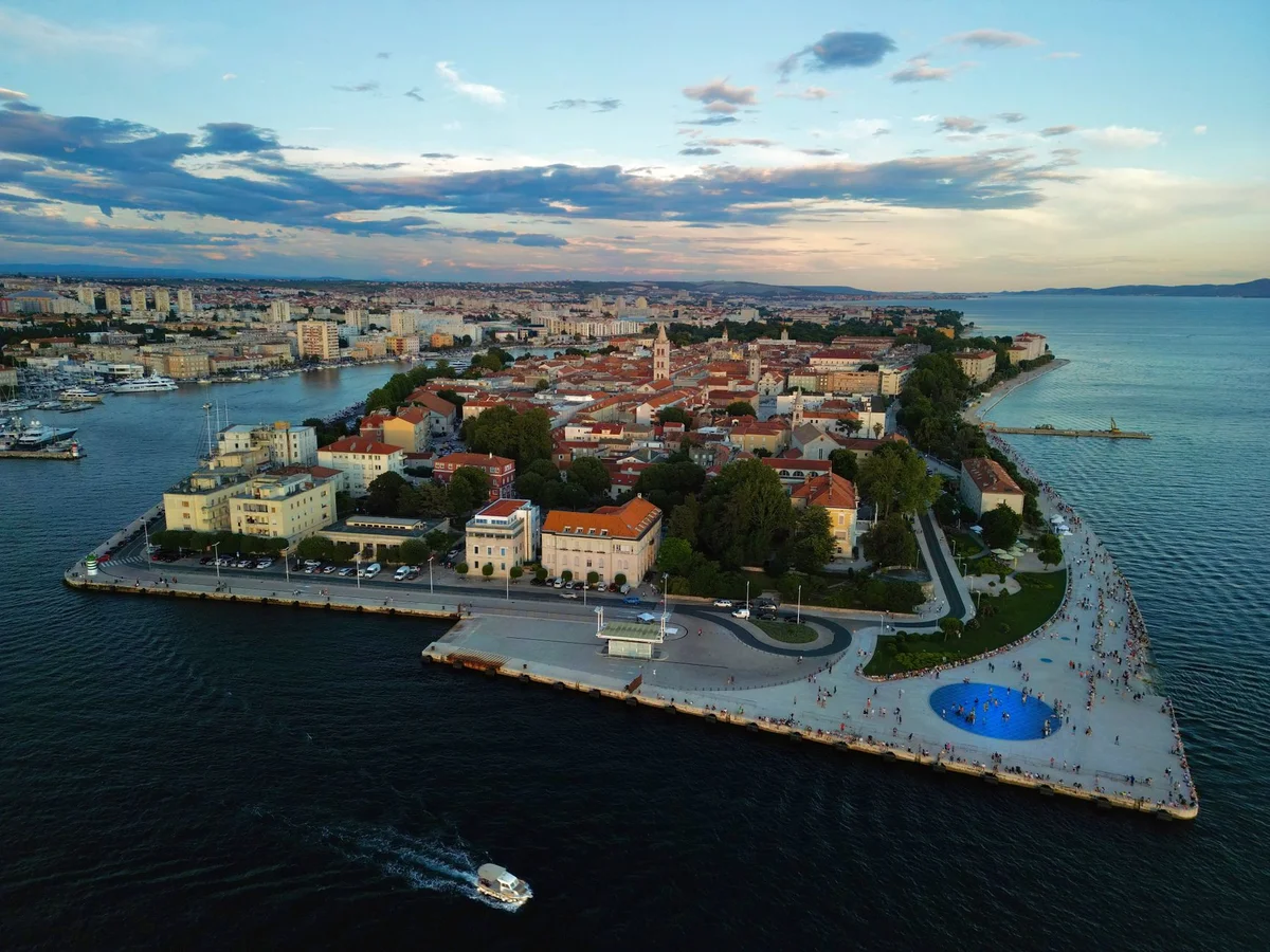 Zadar Riva feature