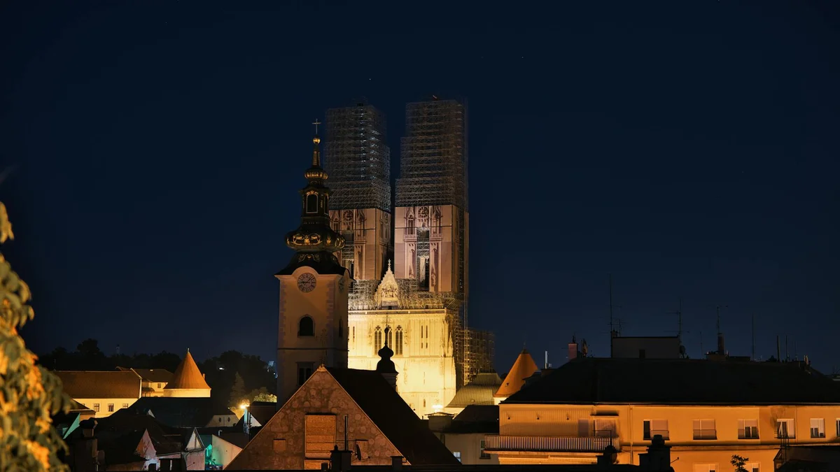 Cathedral of St. Lawrence view 2