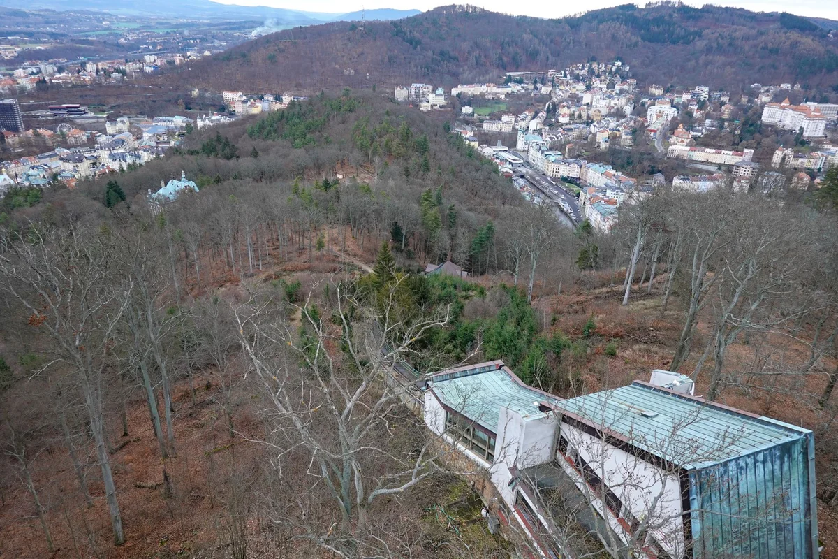 Diana Observation Tower feature