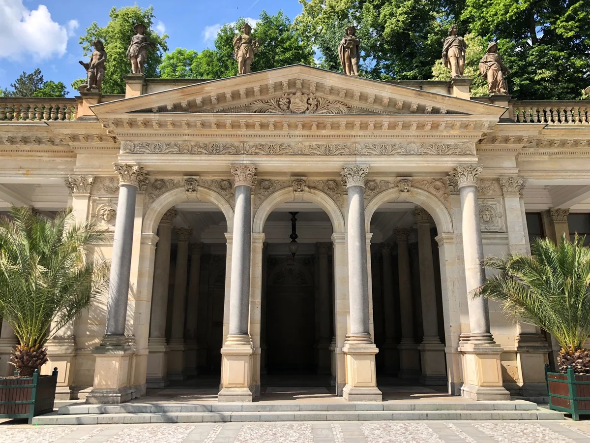 Mill Colonnade feature