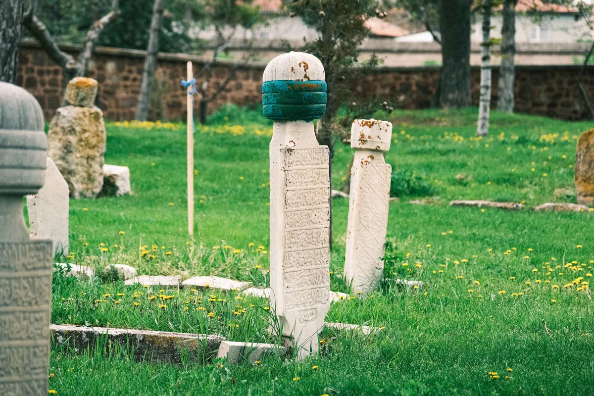 Old Jewish Cemetery view 1