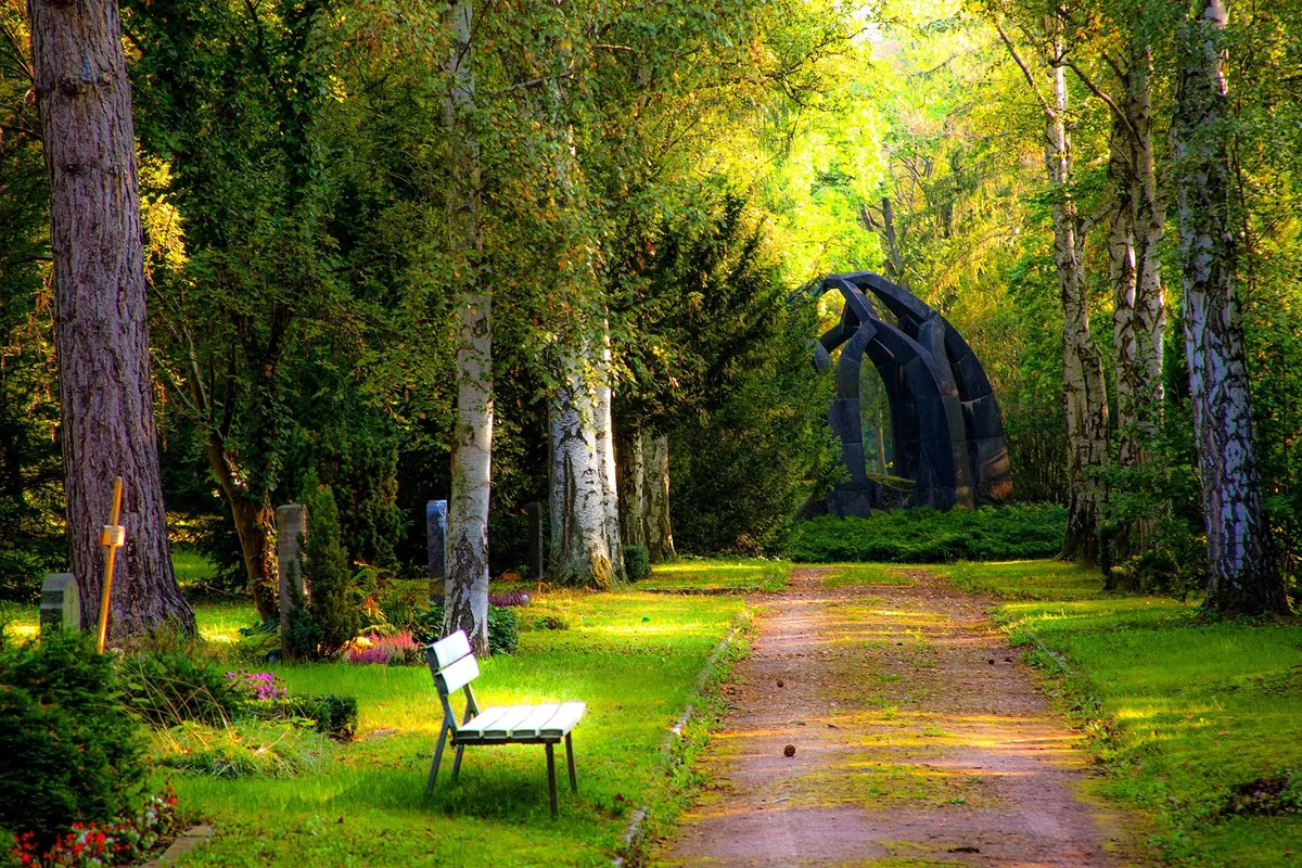 Assistens Cemetery view 2
