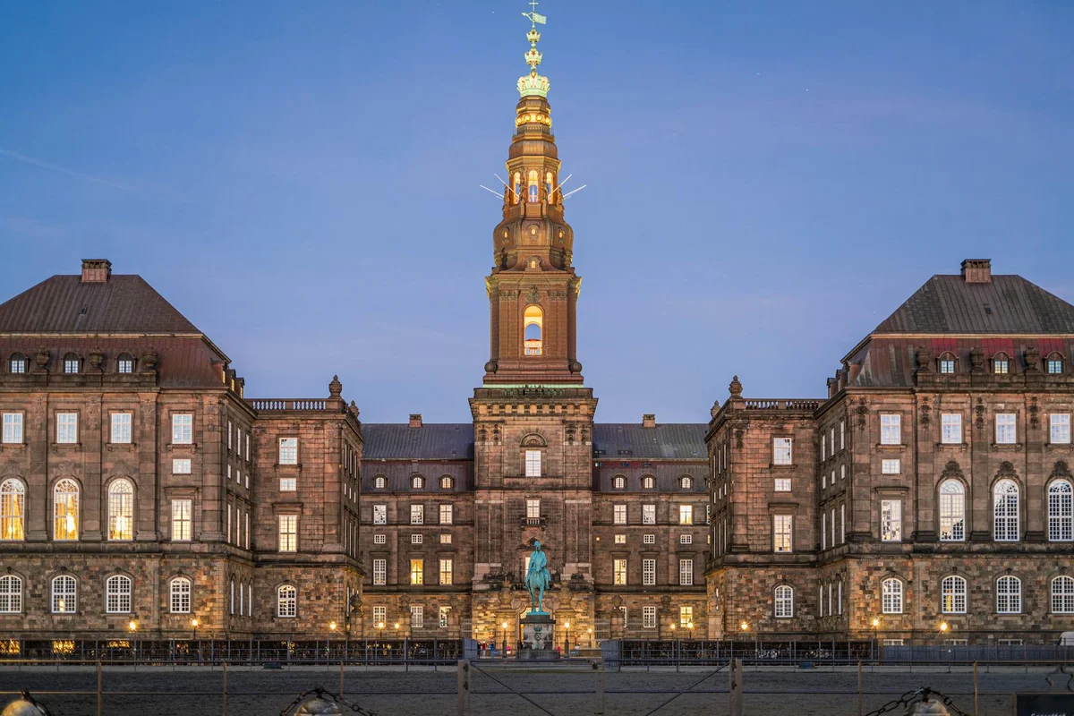 Christiansborg Palace feature