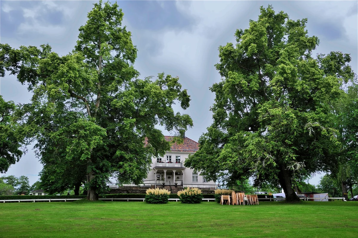Palmse Manor view 2