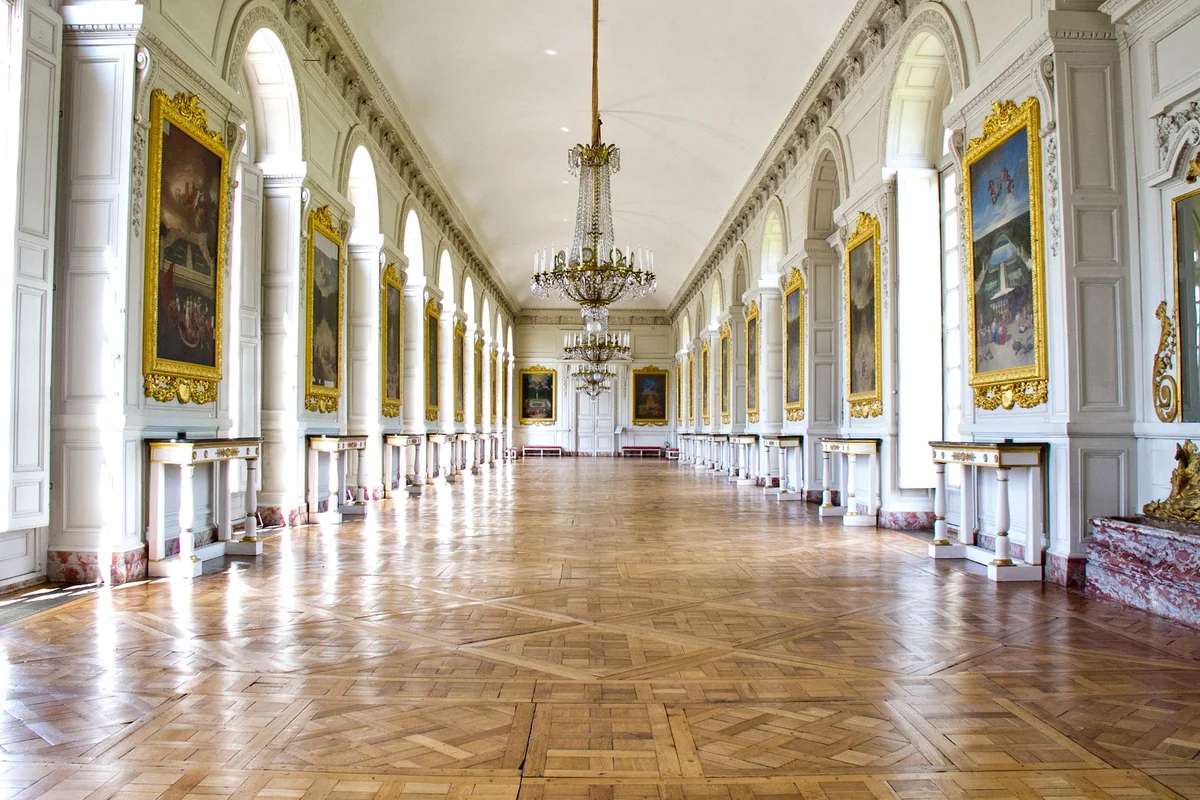 Chateau De Versailles view 1