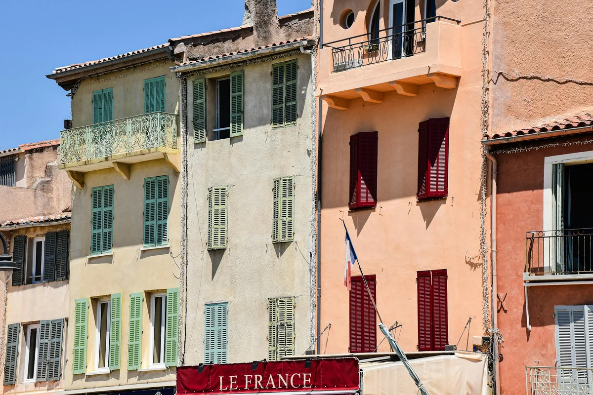 Cours Saleya feature