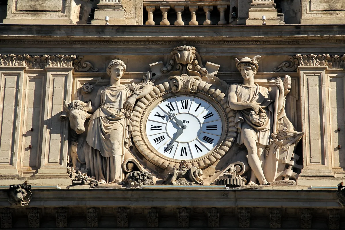 Gros Horloge view 1