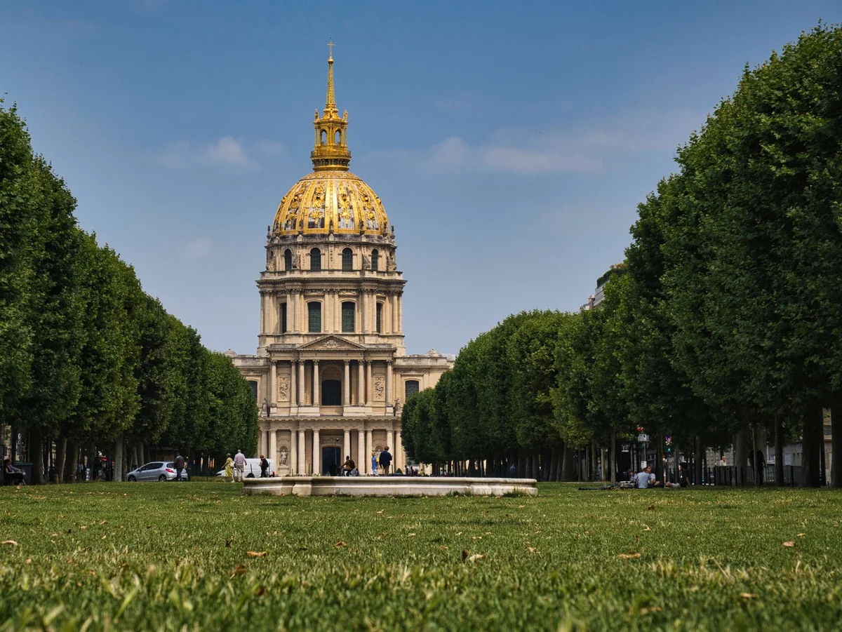 Hôtel des Invalides view 1