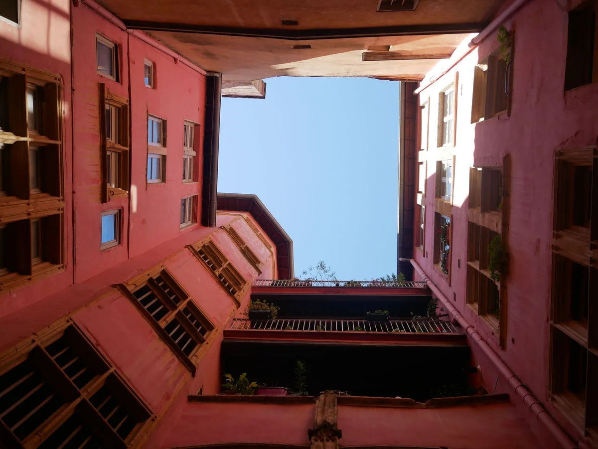 Maison des Canuts feature